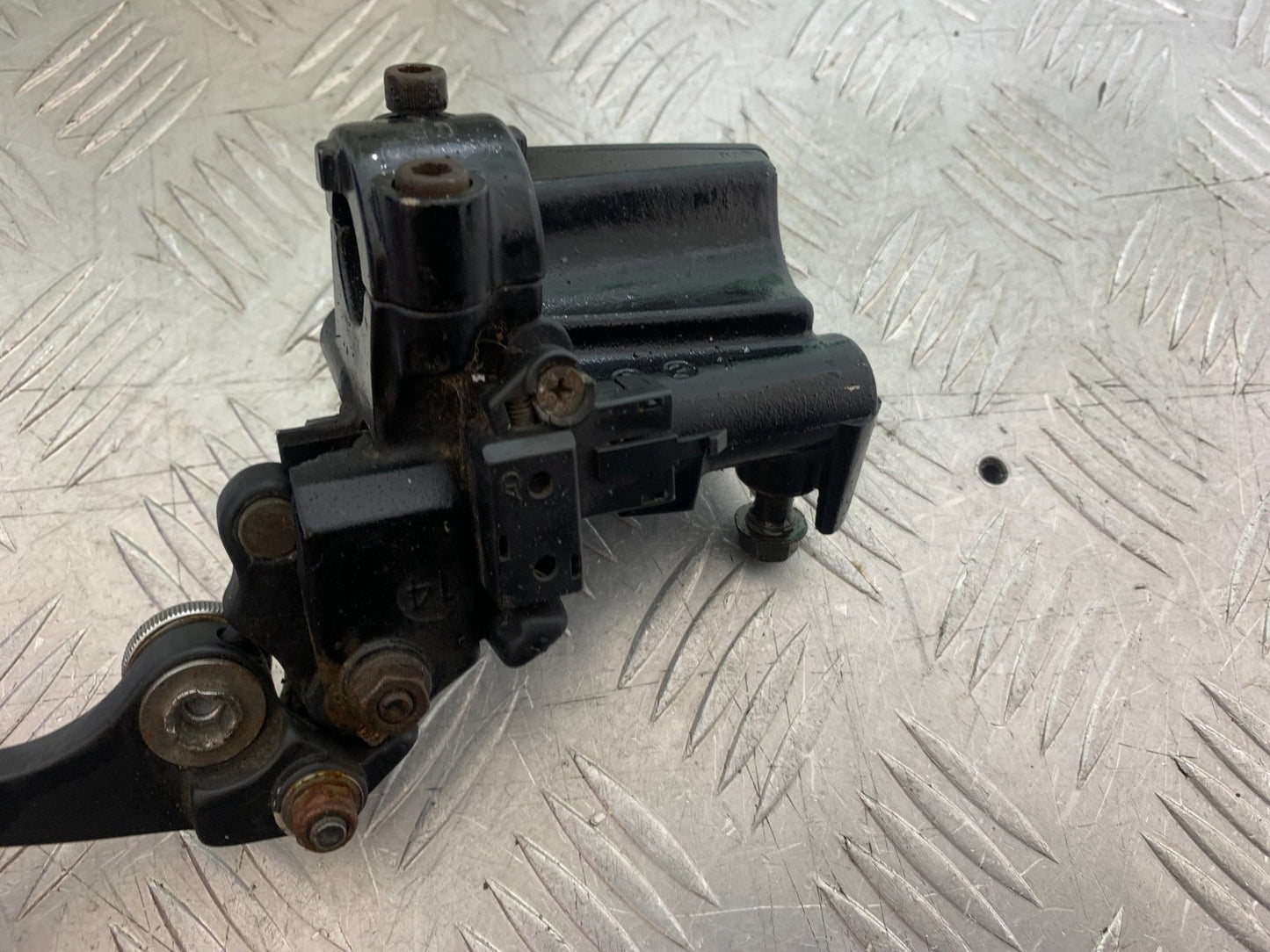 TRIUMPH TROPHY 900 CLUTCH MASTER CYLINDER  YEAR 1991-95 (CMB1251)