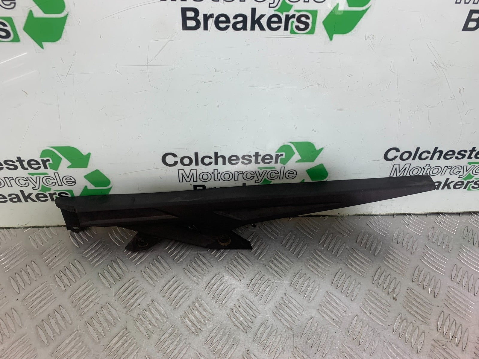 TRIUMPH TIGER 800 XRT CHAIN GUARD   2018-2020 (CMB1193)