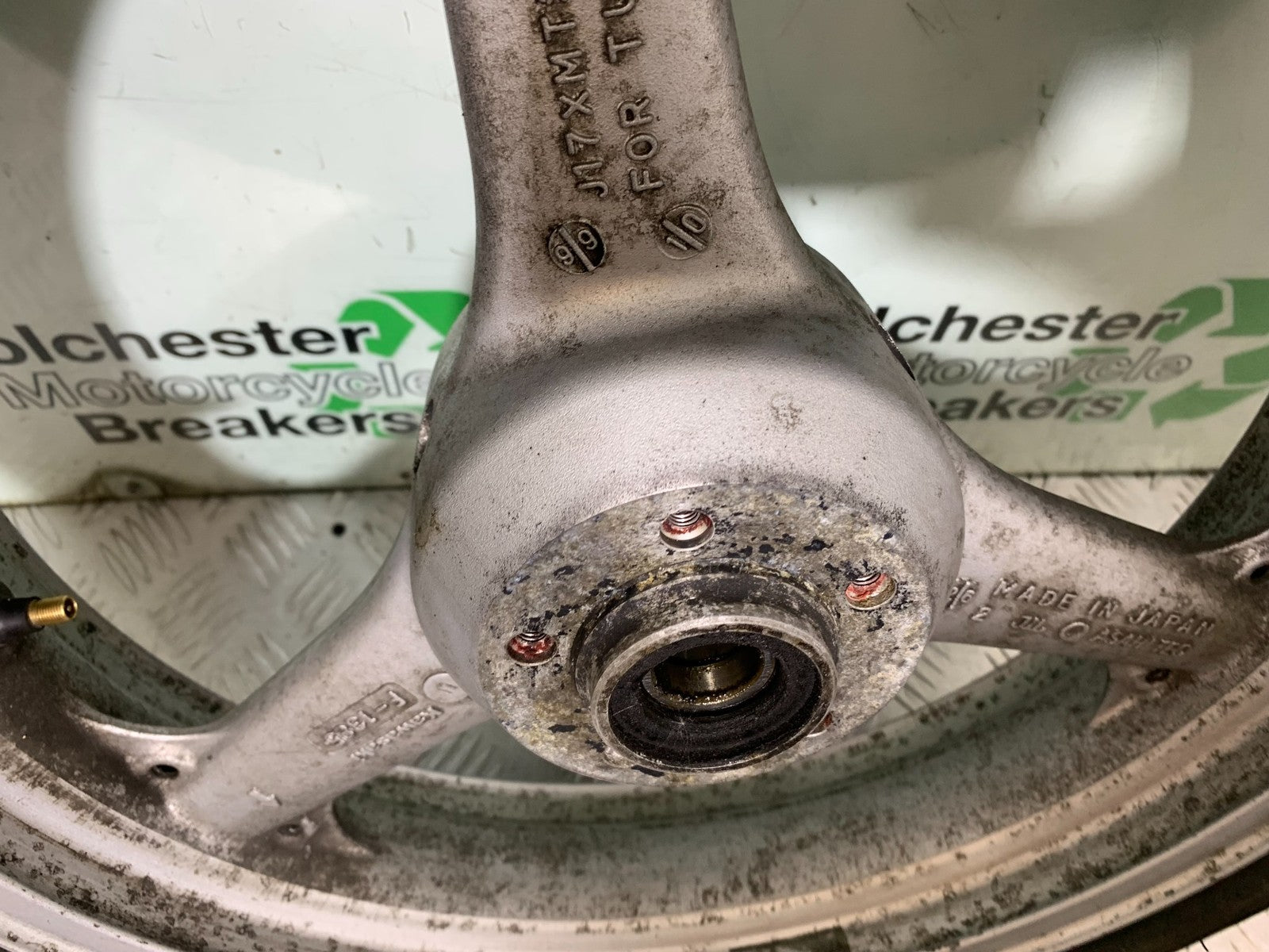 KAWASAKI ZX6R ZX6 J FRONT WHEEL  YEAR 2000 (CMB1312)