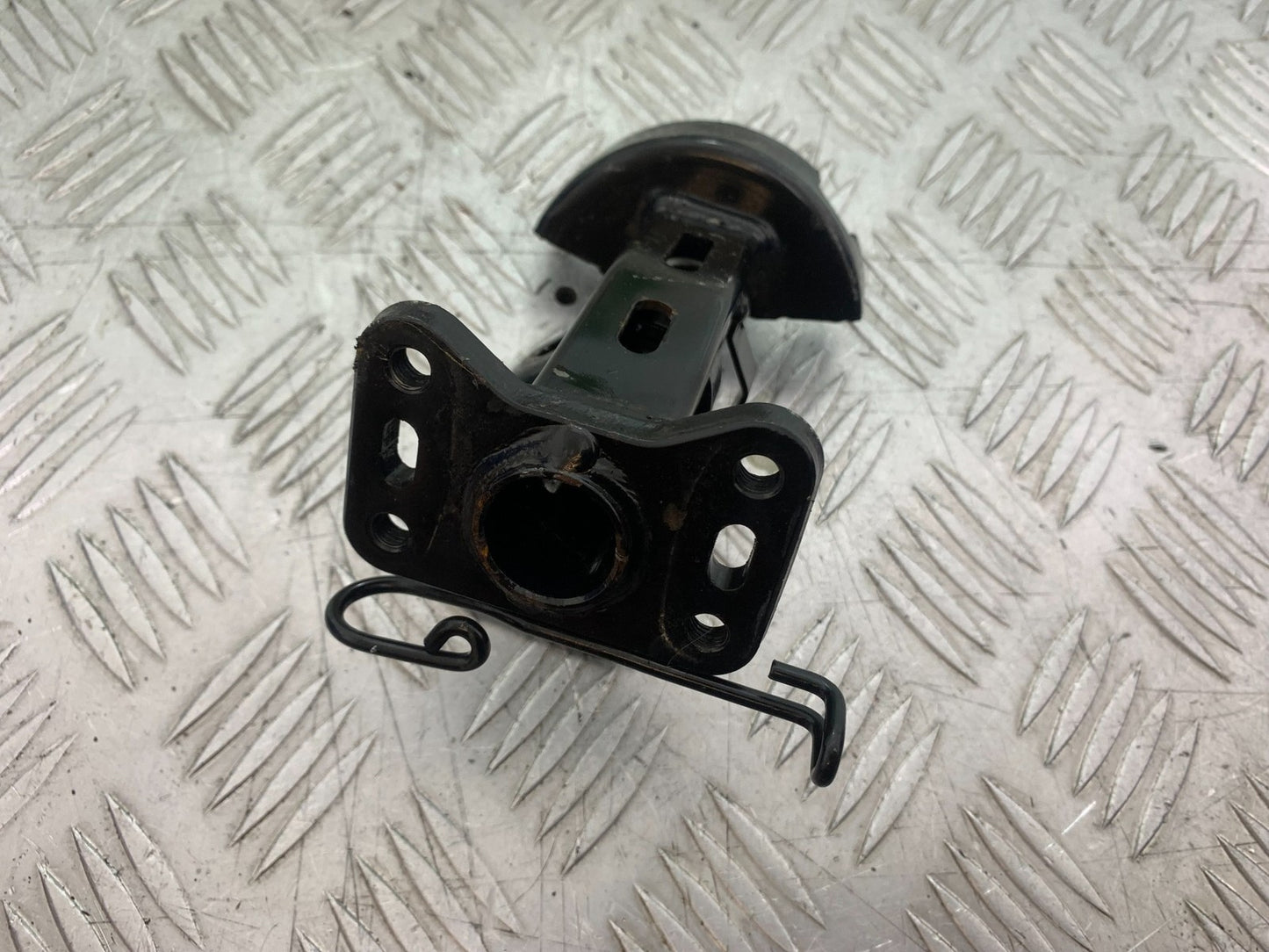 YAMAHA NMAX-125 N MAX 125 HANDLEBAR STEM STEERING STEM YEAR 2015-2020  (CMB1231)