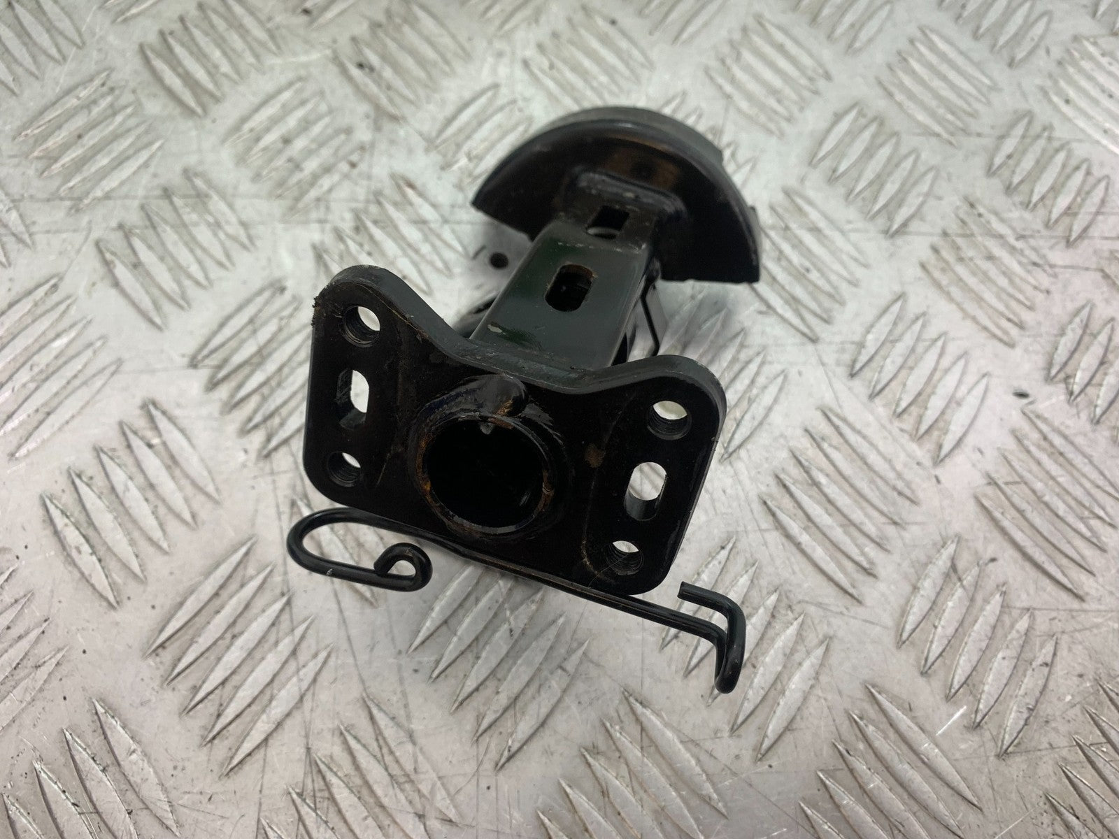 YAMAHA NMAX-125 N MAX 125 HANDLEBAR STEM STEERING STEM YEAR 2015-2020  (CMB1231)