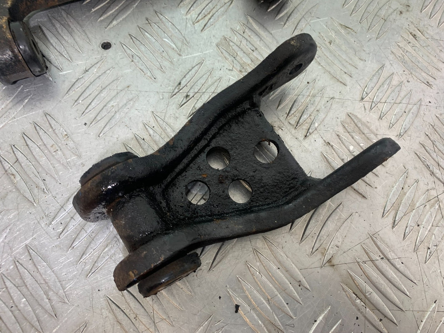 HONDA GL500 GL 500 SILVERWING REAR SHOCK LINKAGE   YEAR 1981-82 (CMB1168)
