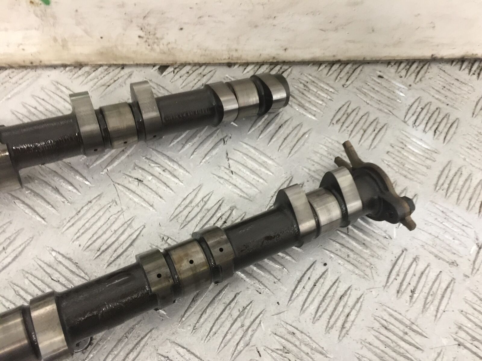 HONDA CBR1000 rr FIREBLADE CAMSHAFTS    YEAR 2004  (STOCK 853)