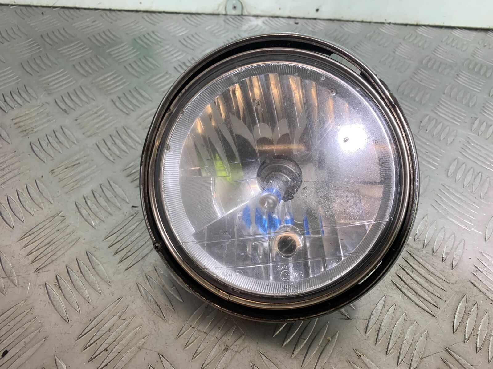 SUZUKI GSF1250 GSF 1250 BANDIT HEADLIGHT YEAR 2010-14 (CMB1092)