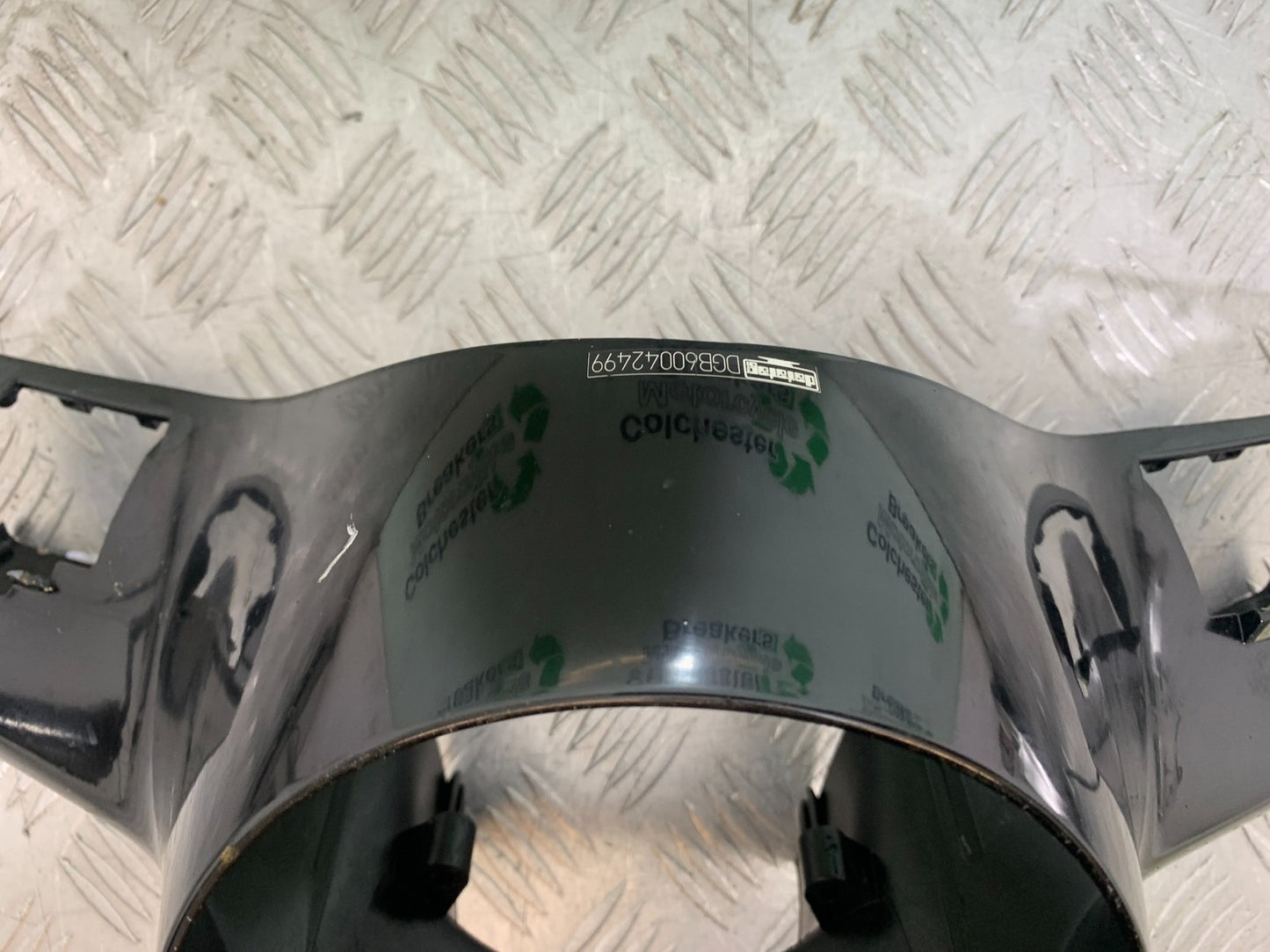PIAGGIO VESPA GT125 L HEADLIGHT PANEL  YEAR 2003 (CMB1300)