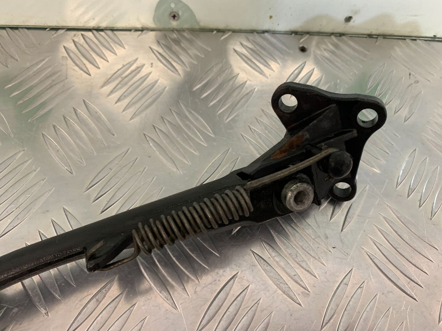 TRIUMPH 1050 SPRINT SIDE STAND AND BRACKET YEAR 2004-2007 (STOCK 956)