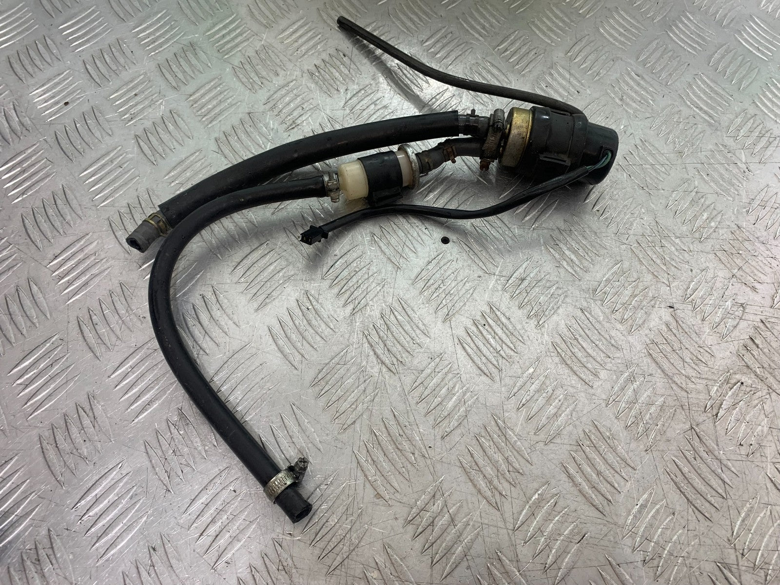 HONDA CBR600 CBR 600 FX FY PETROL PUMP   YEAR 1999-2000 (CMB1287)