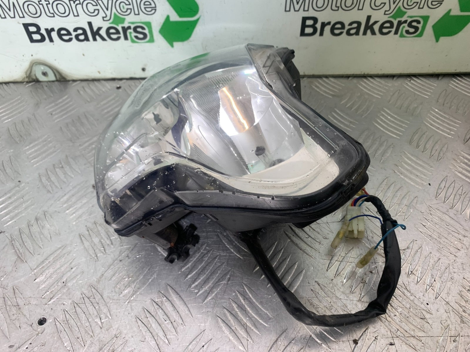 APRILIA 650 PAGASO STRADA HEADLIGHT   YEAR 2005-2010 (CMB1260)