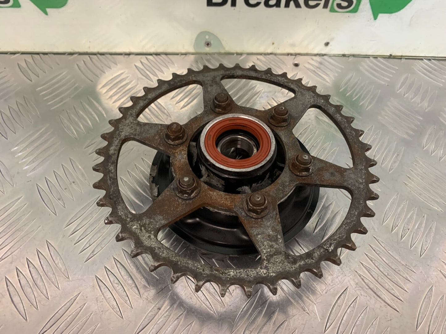 KAWASAKI Z750 Z 750 REAR SPROCKET CARRIER   YEAR 2004-2006  (STOCK 963)