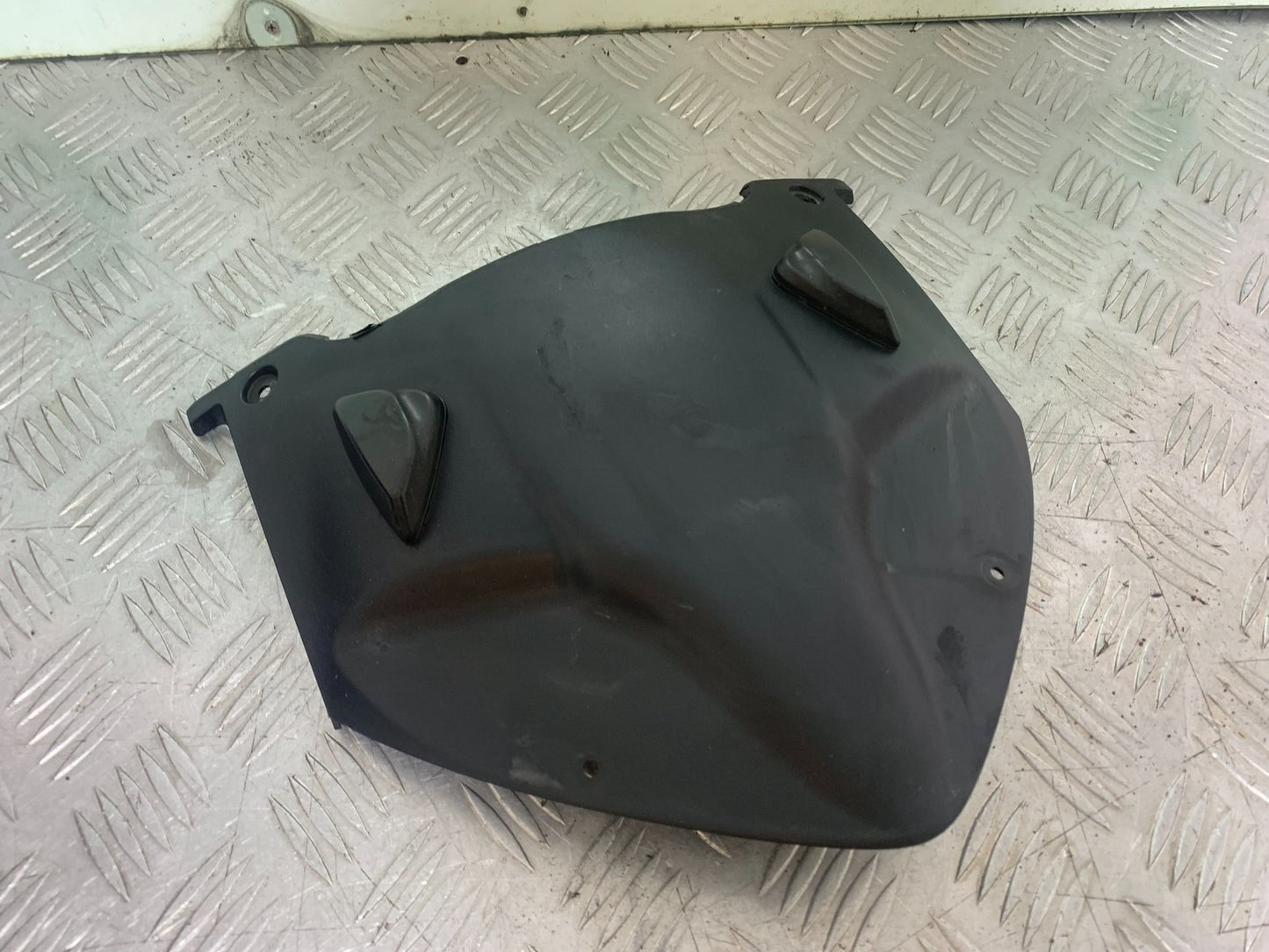 KAWASAKI GTR1400 GTR 1400 SCREEN INFILL PANEL   YEAR 2007-2009 (CMB1174)