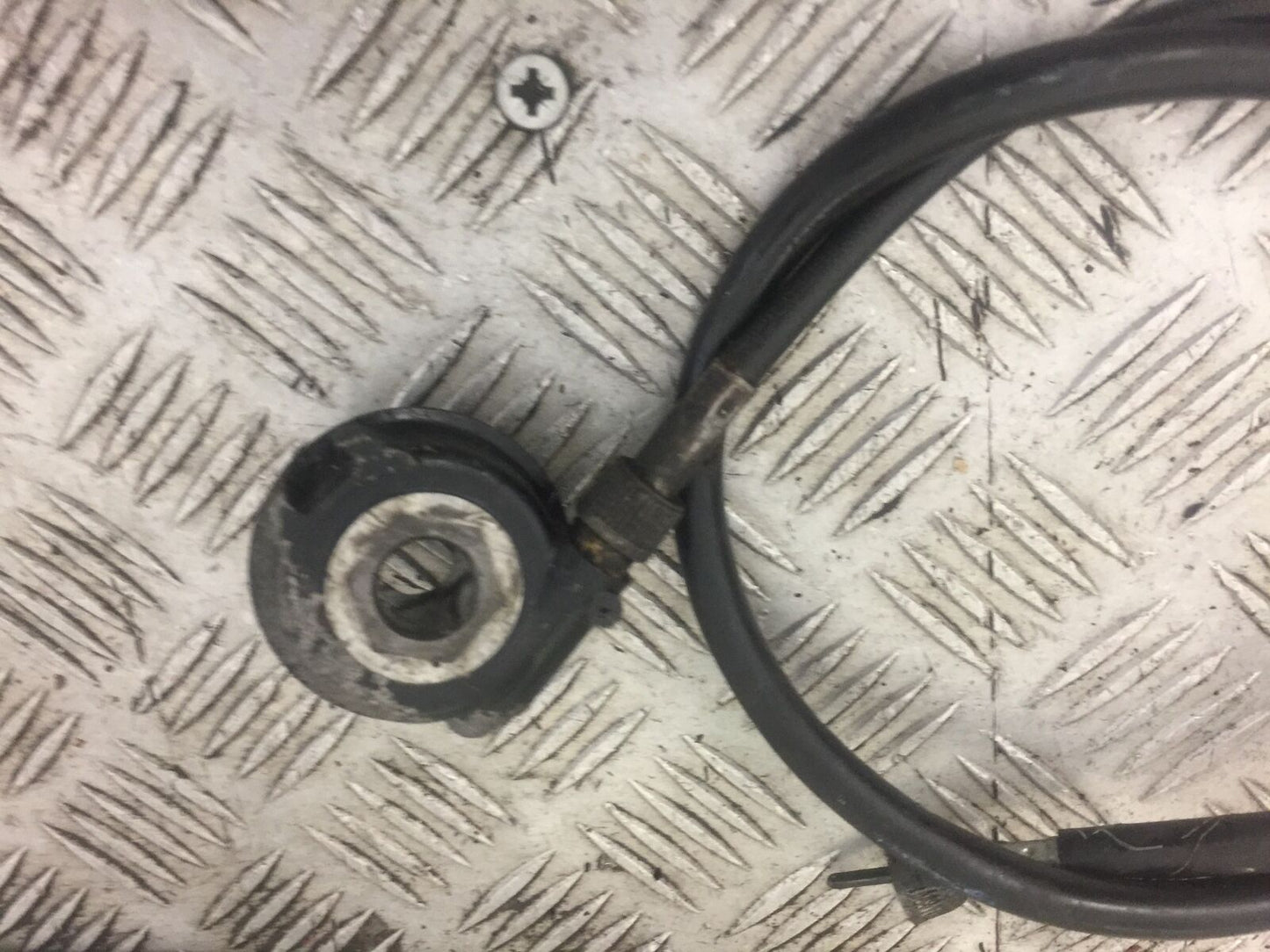 YAMAHA FJ1200 FJ 1200 3XW SPEEDO DRIVE AND CABLE  YEAR 1991 (STOCK 482)