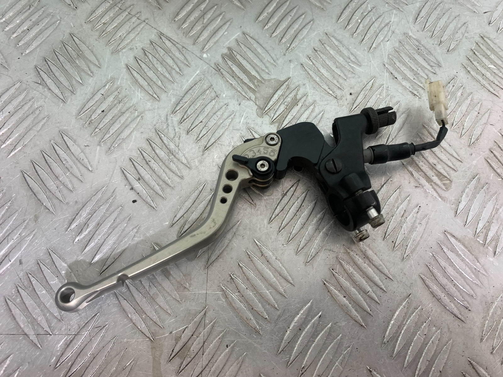 MV AGUSTA 800 F3 CLUTCH LEVER AND BRACKET  YEAR 2013-2016 (CMB1152)