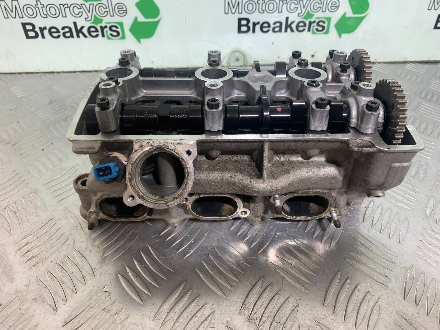 MV AGUSTA TURISMO VELOCE 800 CYLINDER HEAD AND CAMS  YEAR 2014-17 (CMB1051)