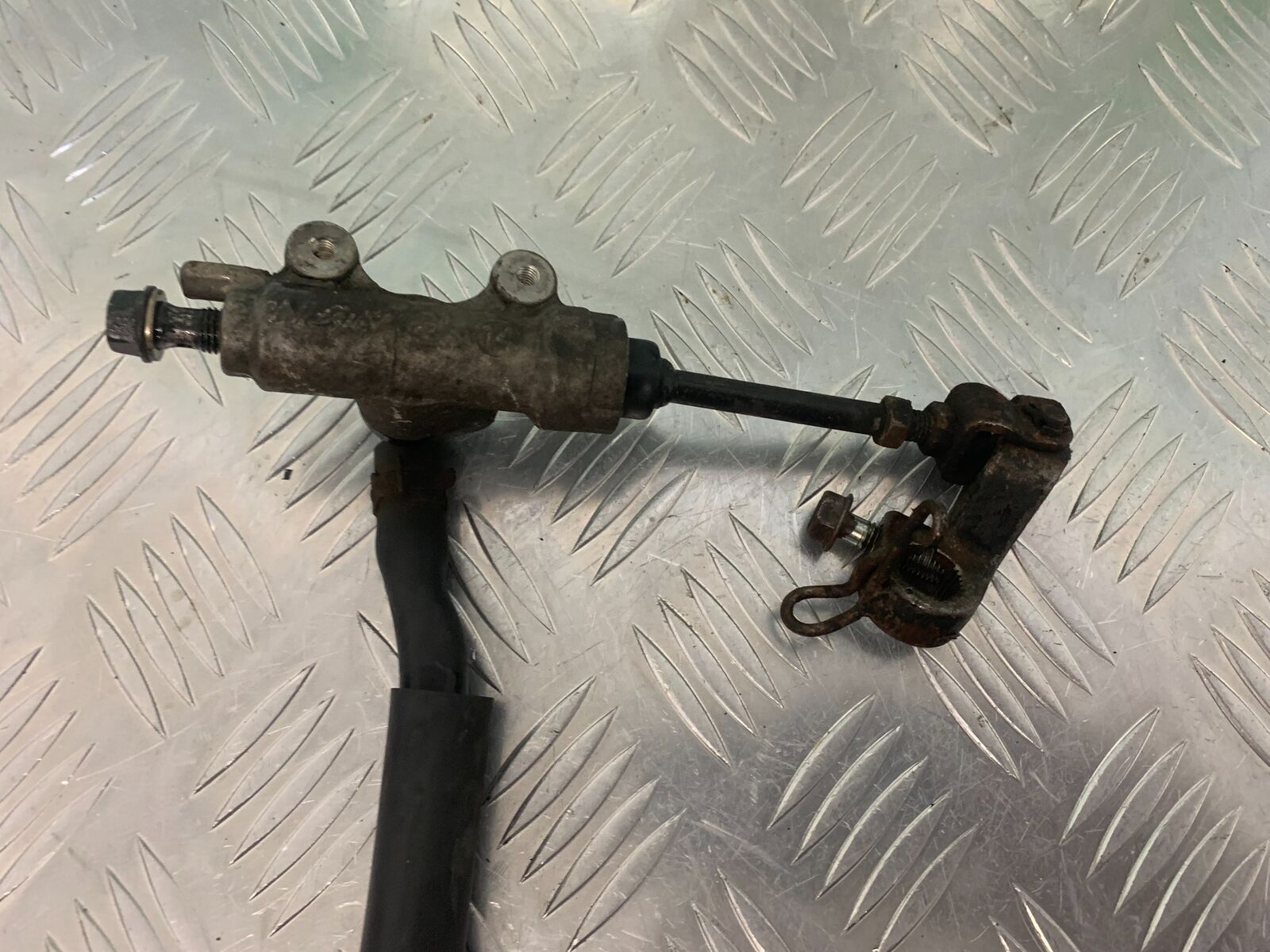 HONDA XL650 V TRANSALP REAR BRAKE MASTER CYLINDER  YEAR 2001-2006 (STOCK 975)