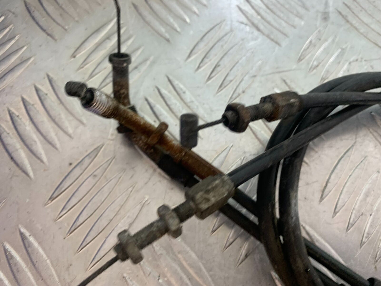 HONDA CX500 CX 500 THROTTLE CABLES YEAR 1980 (CMB1131)