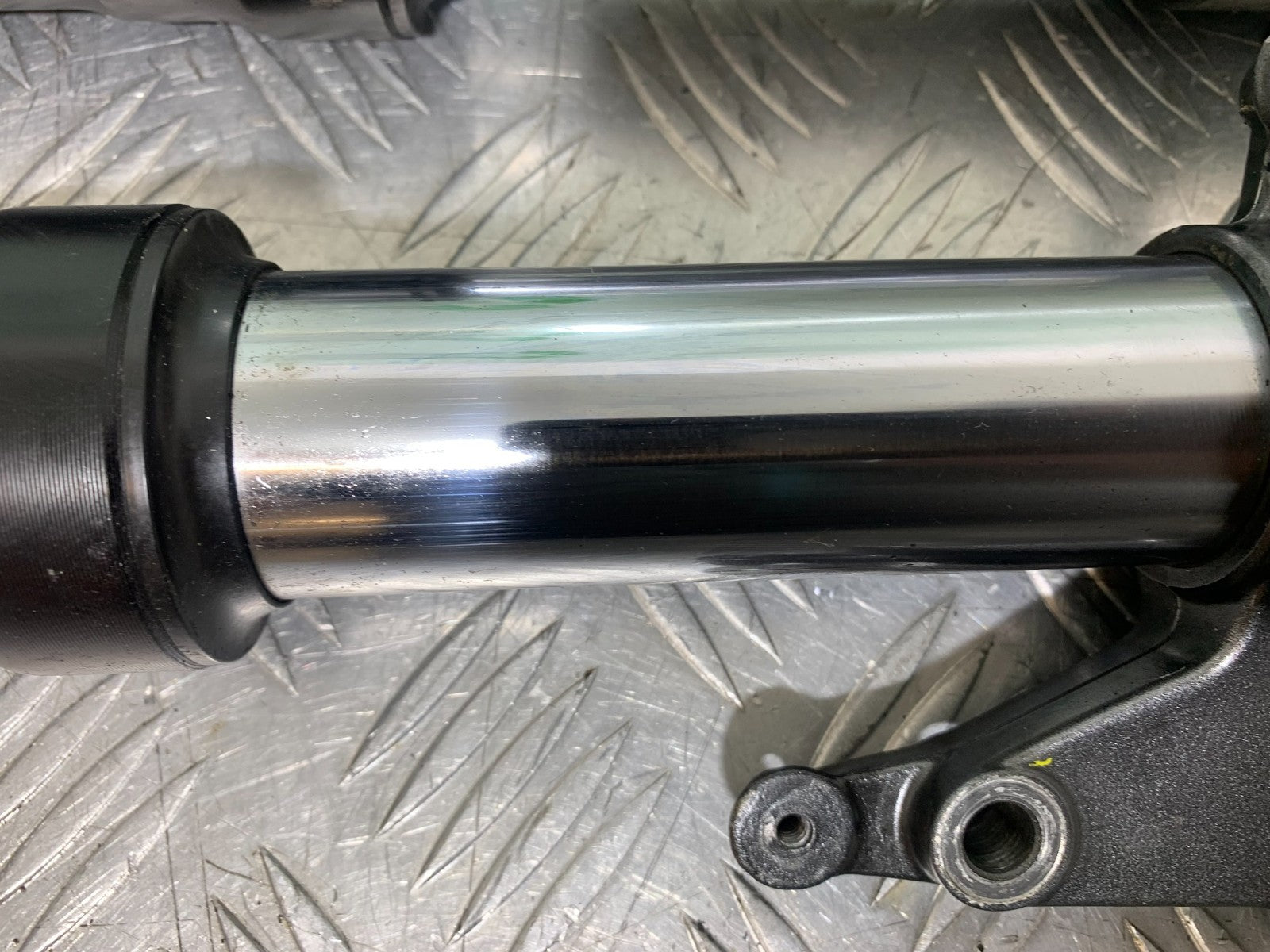 APRILIA RSV1000 RSV 1000 MILLE FORKS   1998- 2003 (CMB1184)