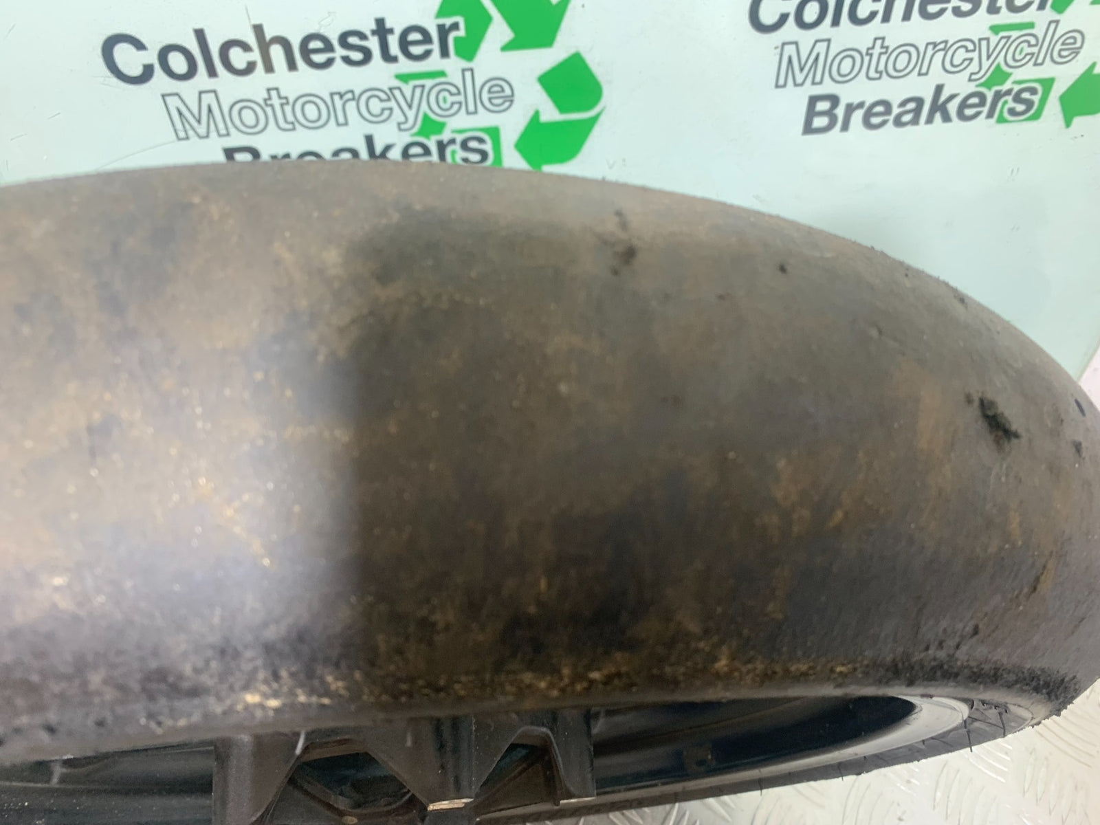 YAMAHA YZF R1 FRONT WHEEL   YEAR 2004-2006 (CMB1155)