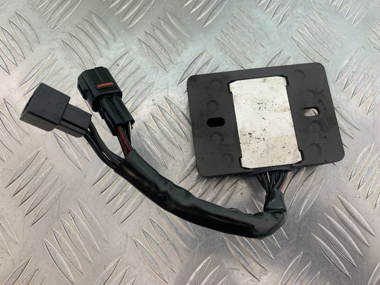 SUZUKI DL 650 V-STROM REGULATOR  YEAR 2016 (STOCK 996)