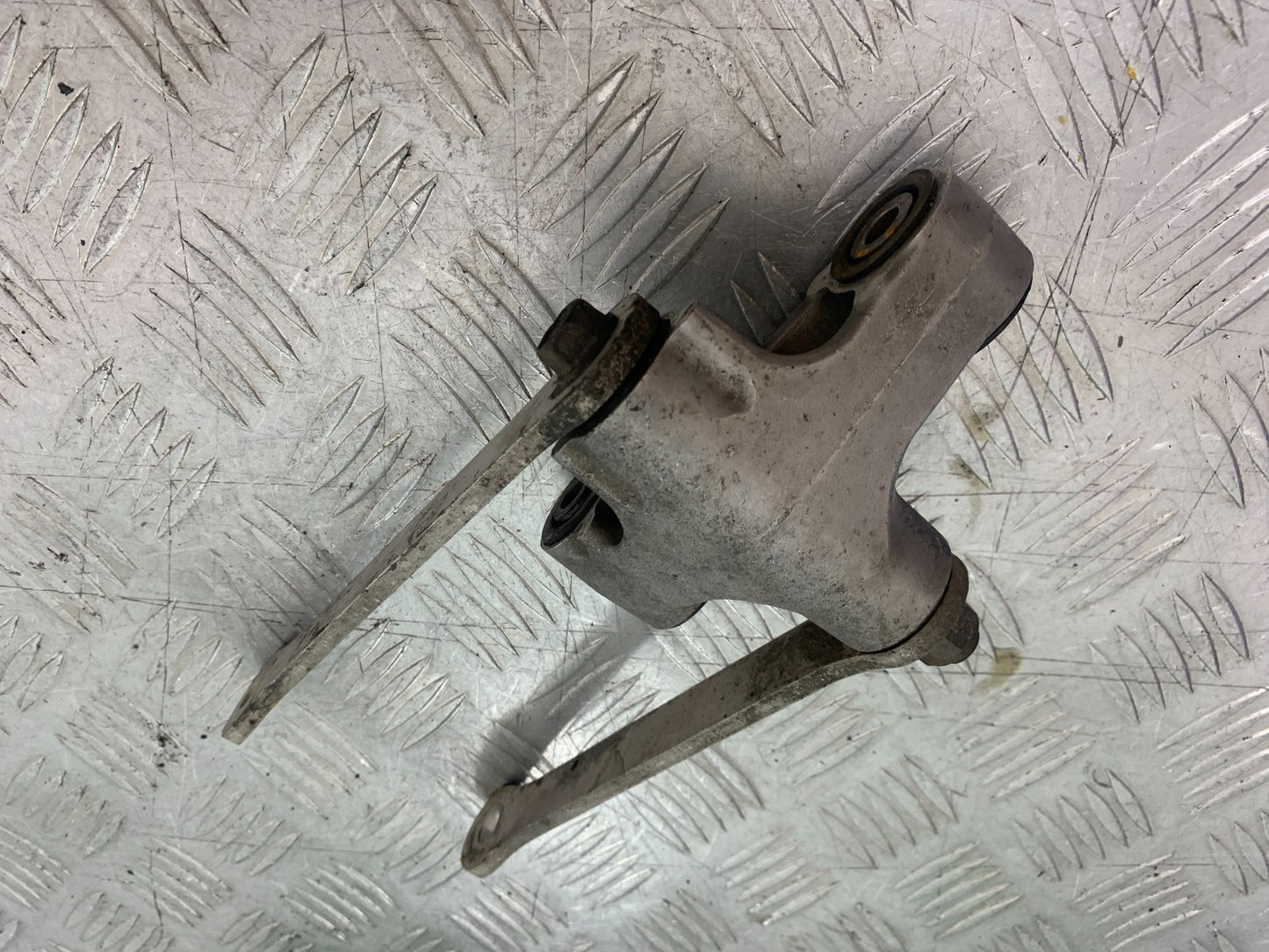 KAWASAKI ZX9R ZX9 C REAR SHOCK LINKAGE  YEAR 1998-99 (CMB1213)