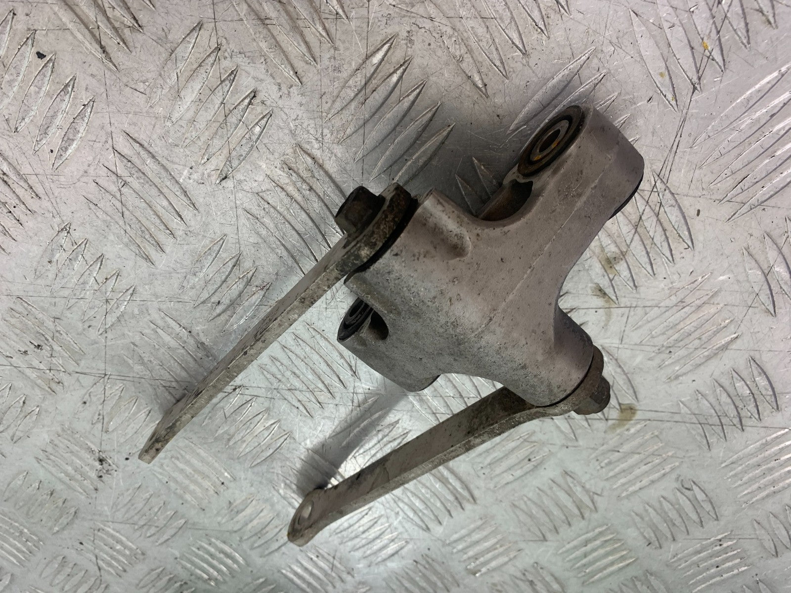 KAWASAKI ZX9R ZX9 C REAR SHOCK LINKAGE  YEAR 1998-99 (CMB1213)