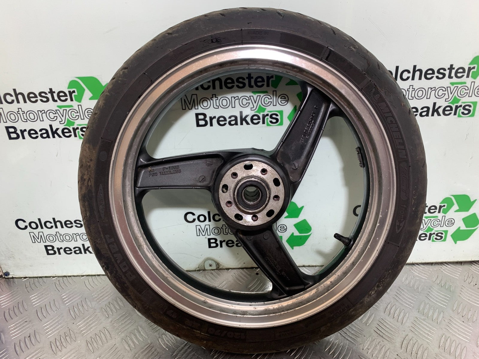 KAWASAKI ZZR1100 D FRONT WHEEL  YEAR 1993-2001 (CMB1189)