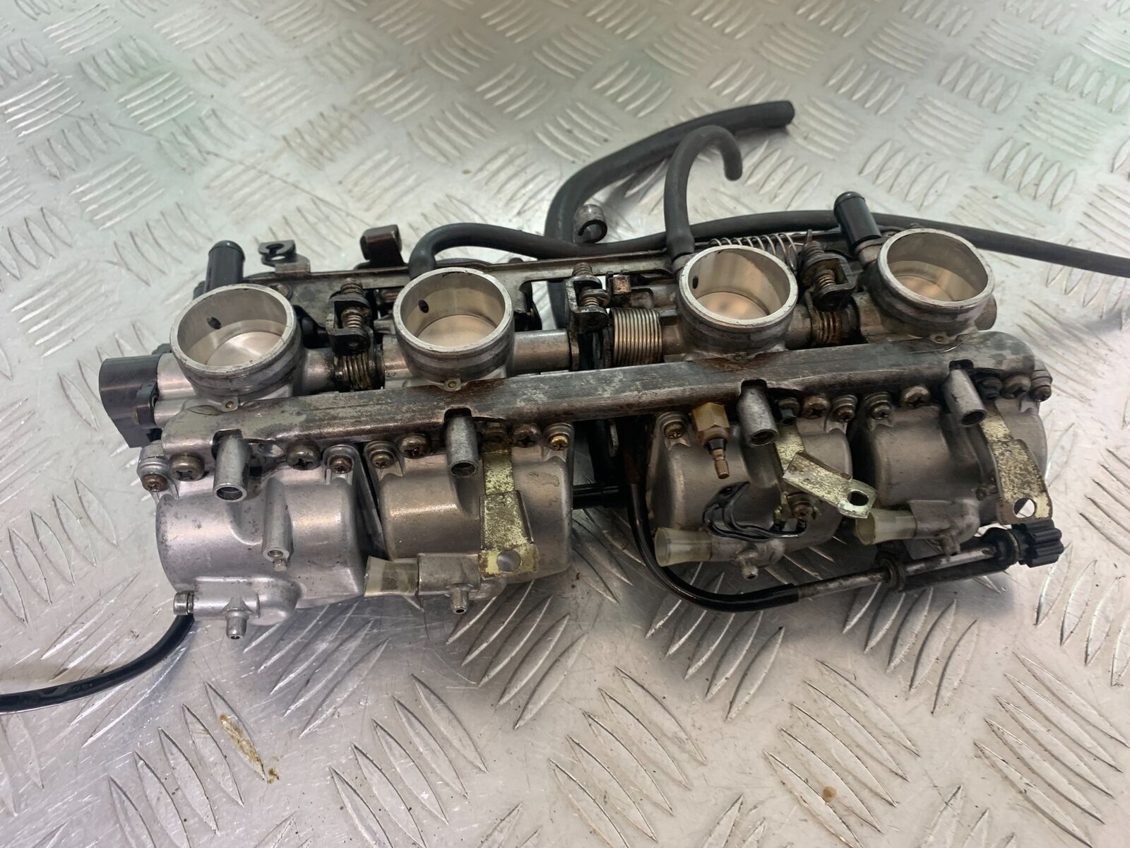 KAWASAKI Z750 ZR750 ZR-7S CARBS   YEAR 1999-05 (CMB1135)