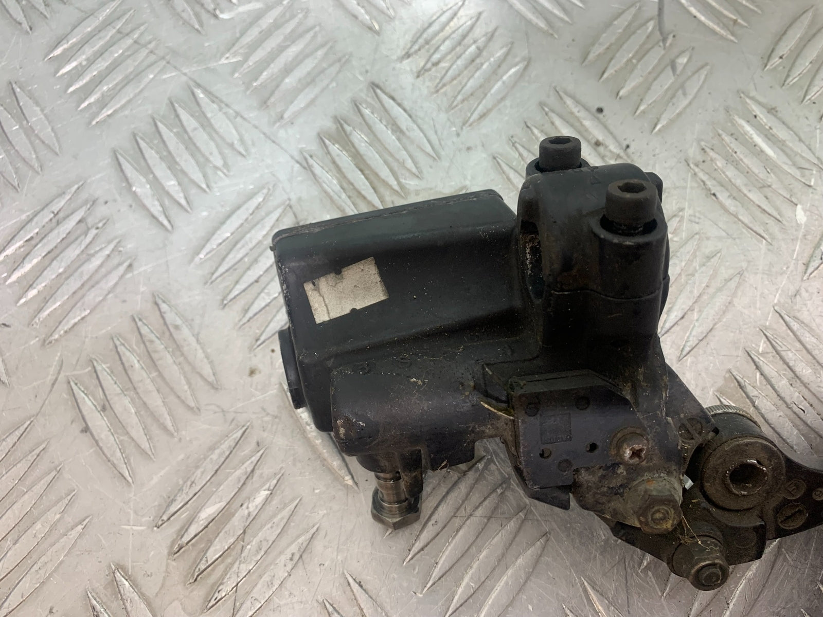 KAWASAKI ZZR1100 D FRONT BRAKE MASTER CYLINDER  YEAR 1993-2001 (CMB1164)