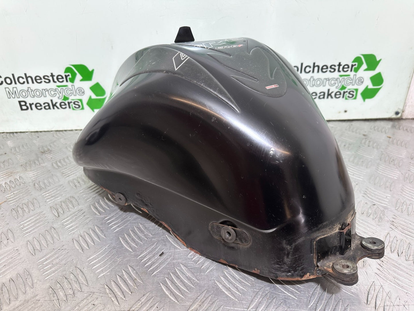 KAWASAKI ER6 F ER6F PETROL FUEL TANK YEAR 2005-2008 (CMB1178)