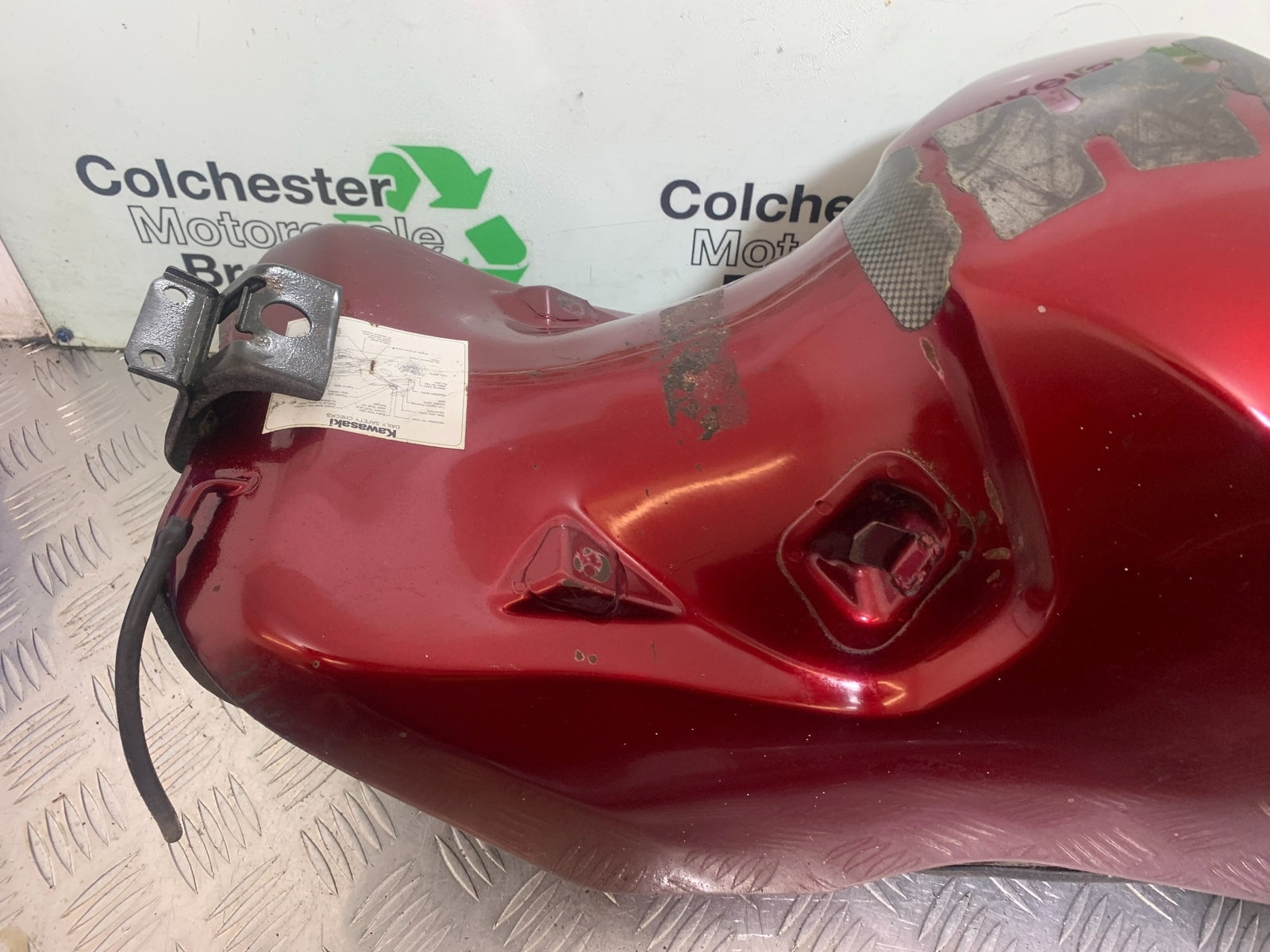 KAWASAKI ZZR1100 D PETROL TANK   YEAR 1993-2001 (CMB1164)