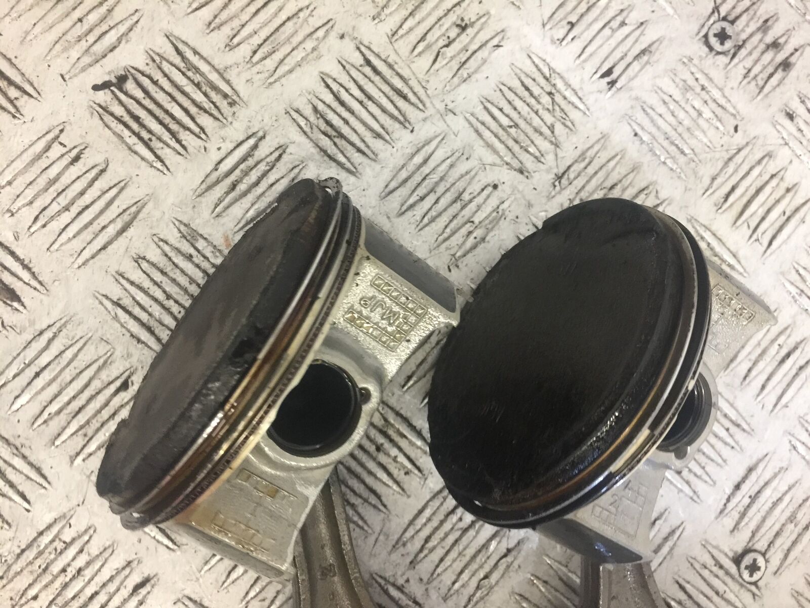 HONDA CRF1000 (DCT) AFRICA TWIN CON RODS AND PISTONS  YEAR 2016-2019 (STOCK 724)