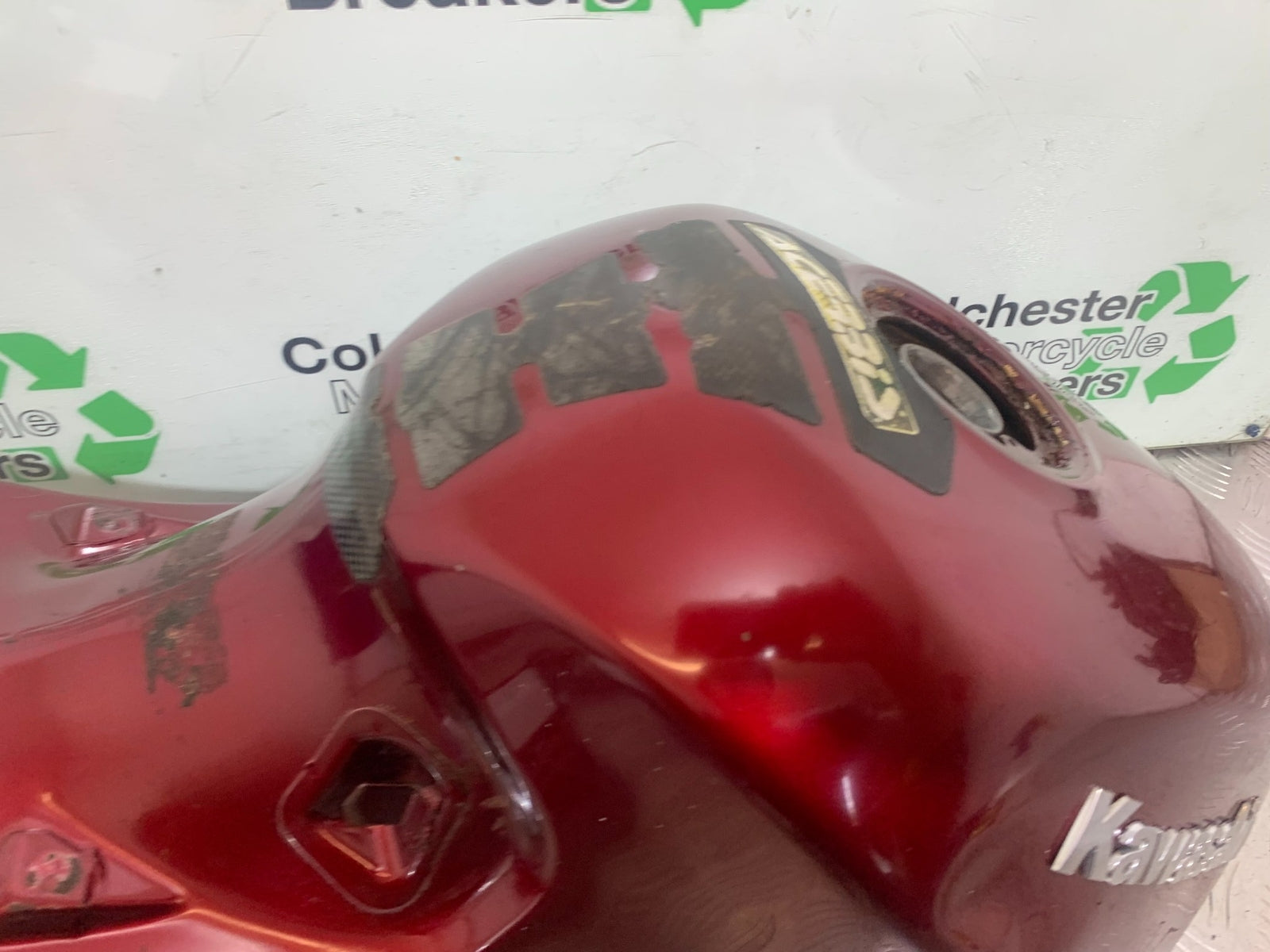KAWASAKI ZZR1100 D PETROL TANK   YEAR 1993-2001 (CMB1164)