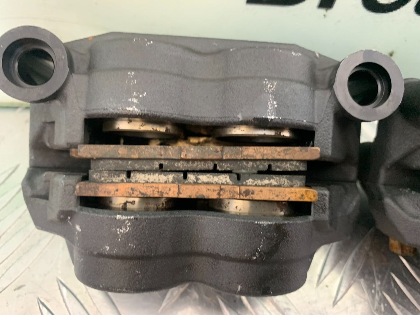 HONDA CRF1000 (DCT) AFRICA TWIN FRONT CALIPERS  YEAR 2017 (CMB1030)