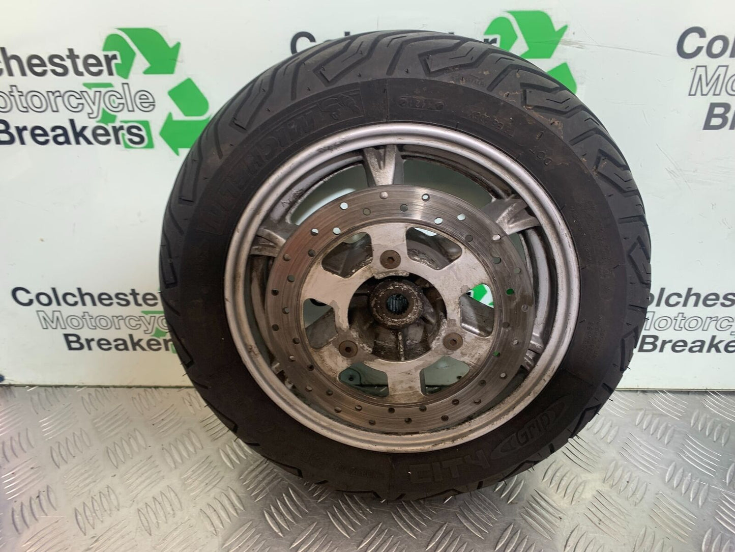 SUZUKI AN 200 UN 200 BURGMAN REAR WHEEL   YEAR 2007-09 (CMB1128)