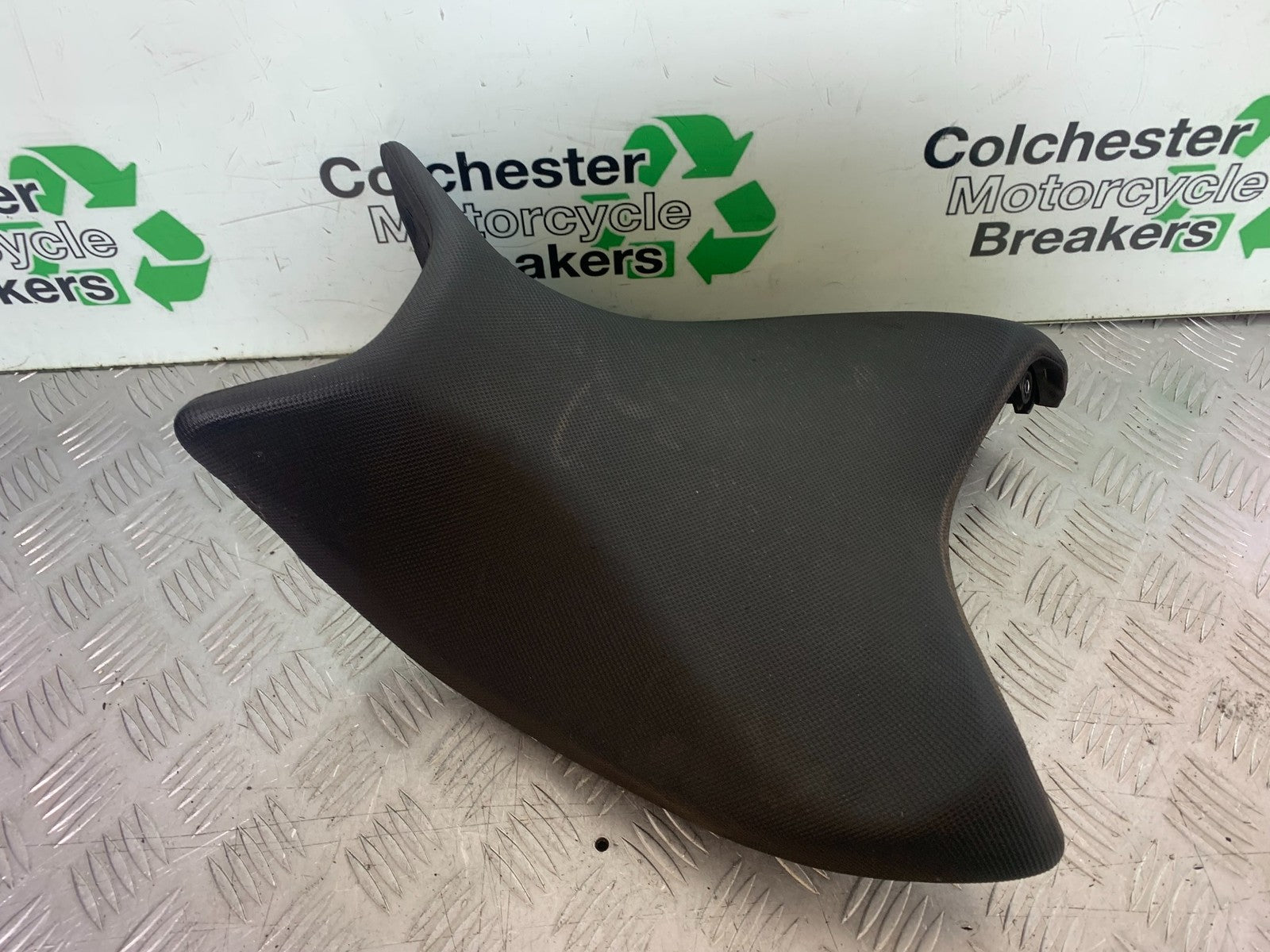 HONDA NC750 NC 750 X DCT FRONT SEAT NO HOLES  YEAR 2019 (CMB1223)