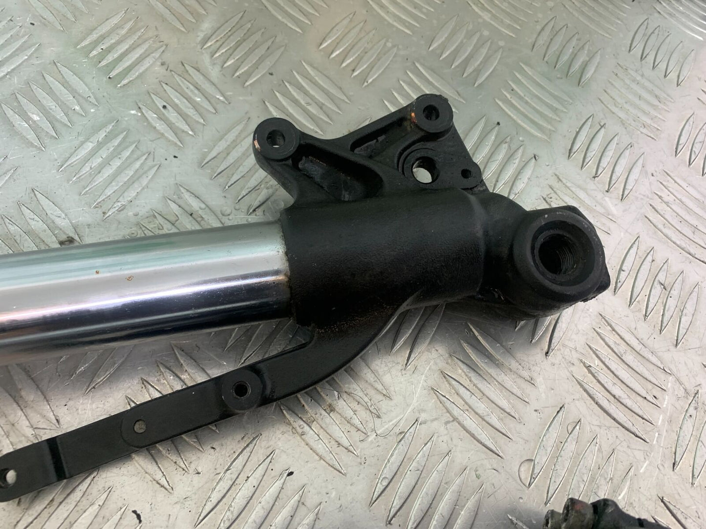 TRIUMPH TIGER 800 FORKS   YEAR 2011-2014  (CMB1113)