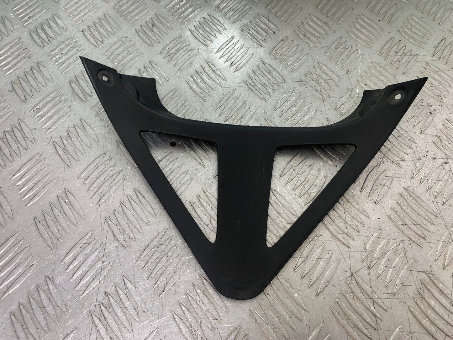 TRIUMPH 1050 SPRINT GT FAIRING V-PIECE YEAR 2010-2016 (CMB1250)