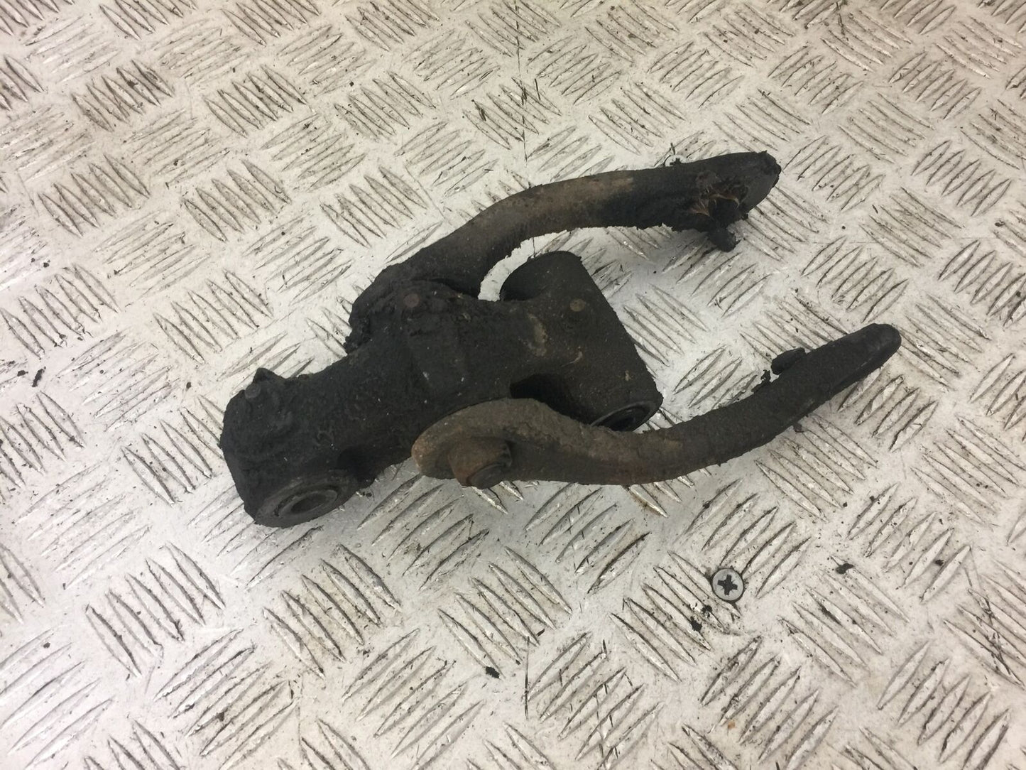 KAWASAKI ZZR1100 D REAR SHOCK LINKAGE  YEAR 1999 (STOCK 648)
