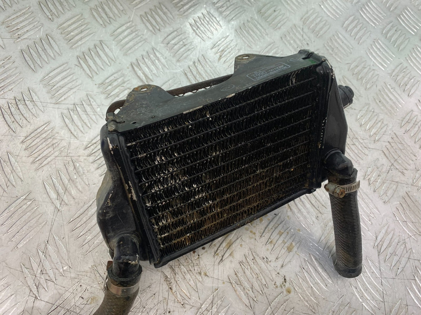 KAWASAKI KLR250 KLR 250 LEFT RADIATOR (DAMAGED)  YEAR 1984-2001 (CMB1225)