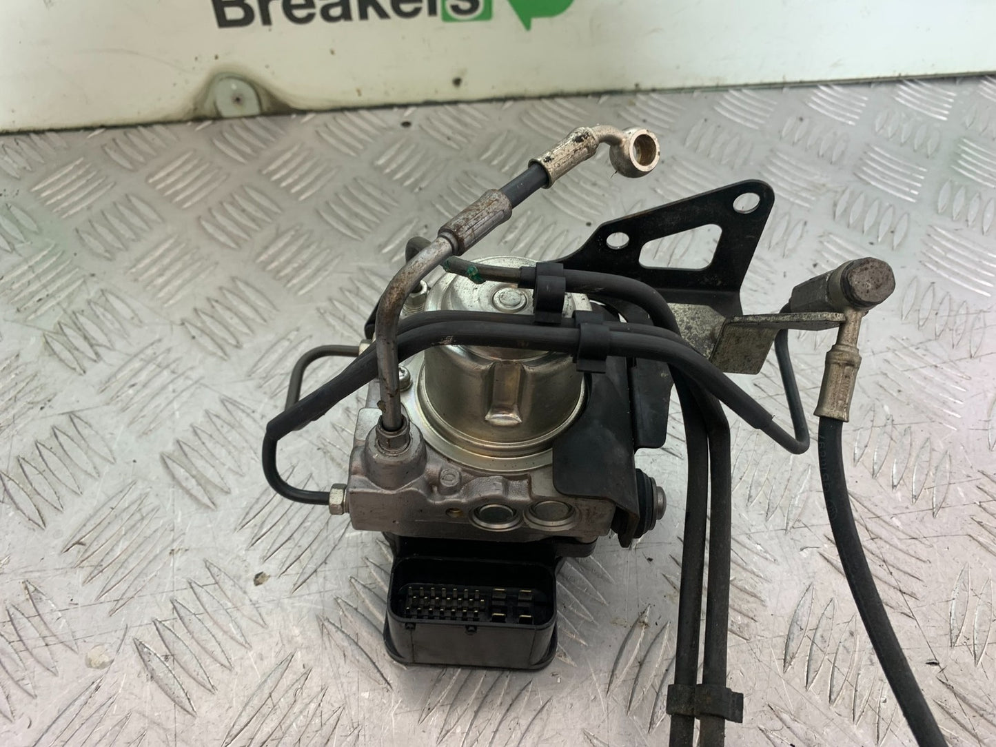 TRIUMPH 1050 SPRINT GT ABS PUMP  YEAR 2010-2016 (CMB1250)