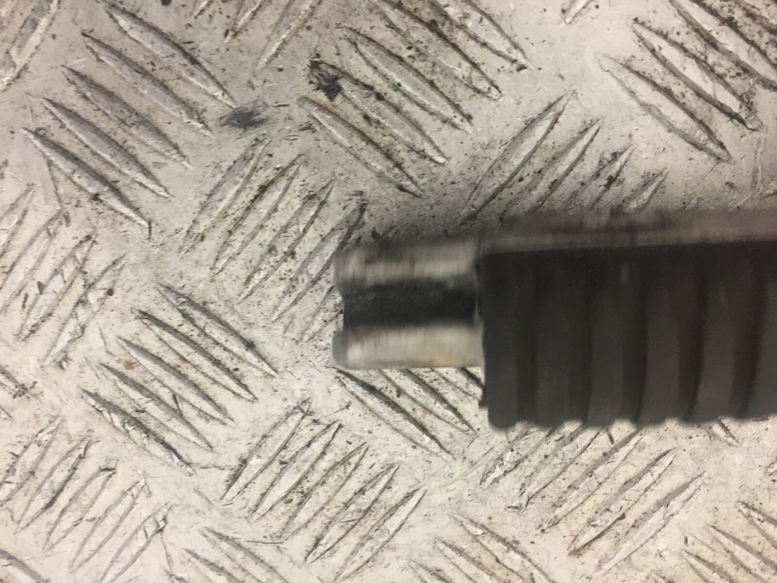 KAWASAKI ZZR1200 ZZR 1200 FRONT LEFT PEG  2002-2005 (STOCK 678)