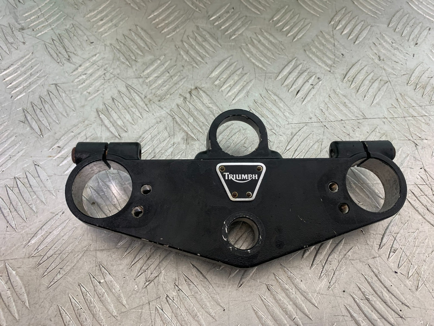 TRIUMPH TROPHY 900 TOP YOKE  YEAR 1991-95 (CMB1251)