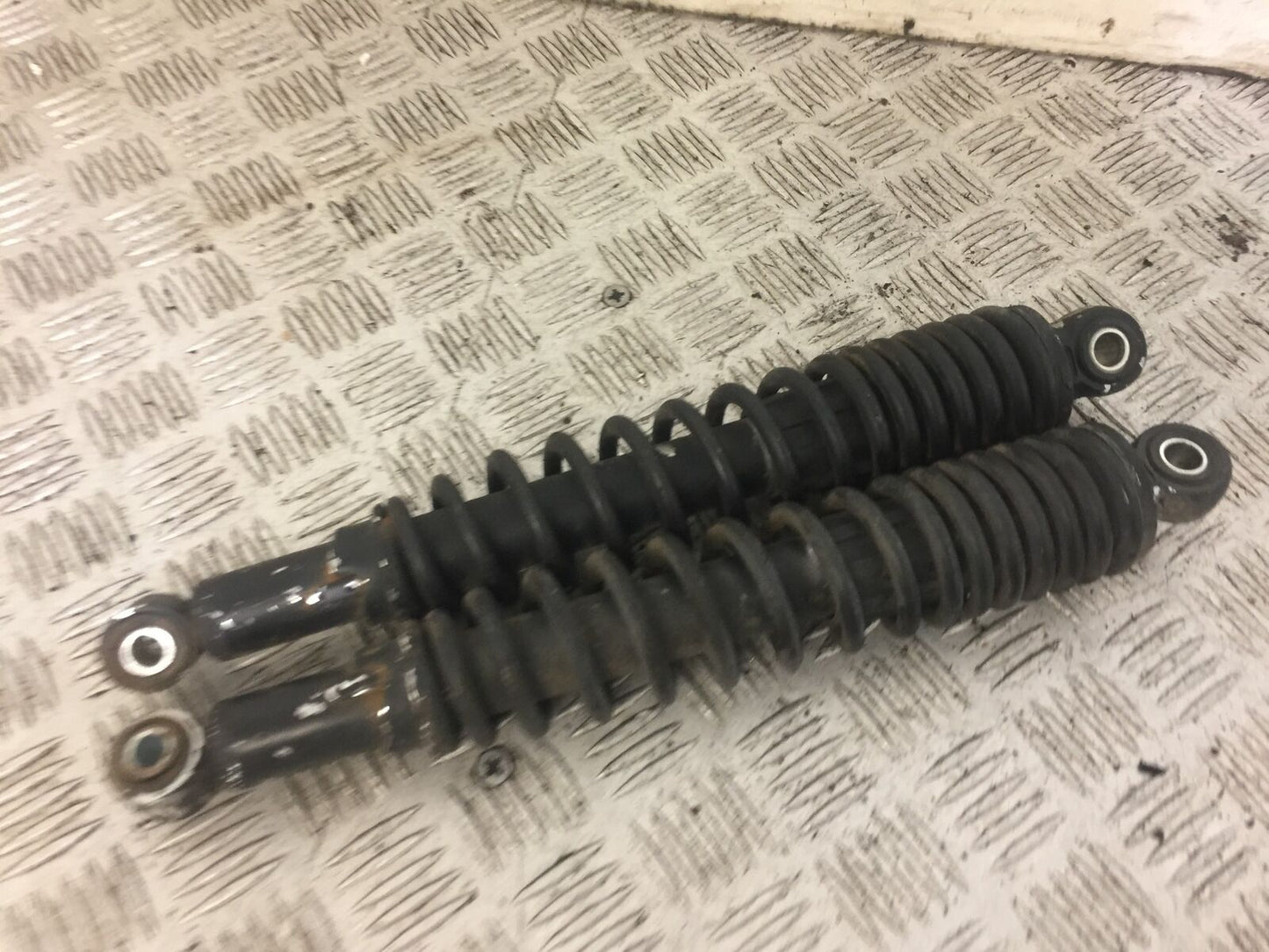 HONDA CBF125 CBF 125 REAR SHOCKS YEAR 2010 (STOCK 646)