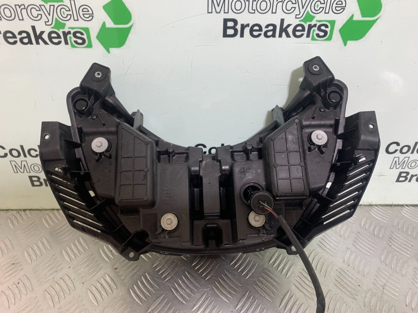 SUZUKI AN400 AN 400 BURGMAN HEADLIGHT  YEAR 2017-2024 (CMB1118)