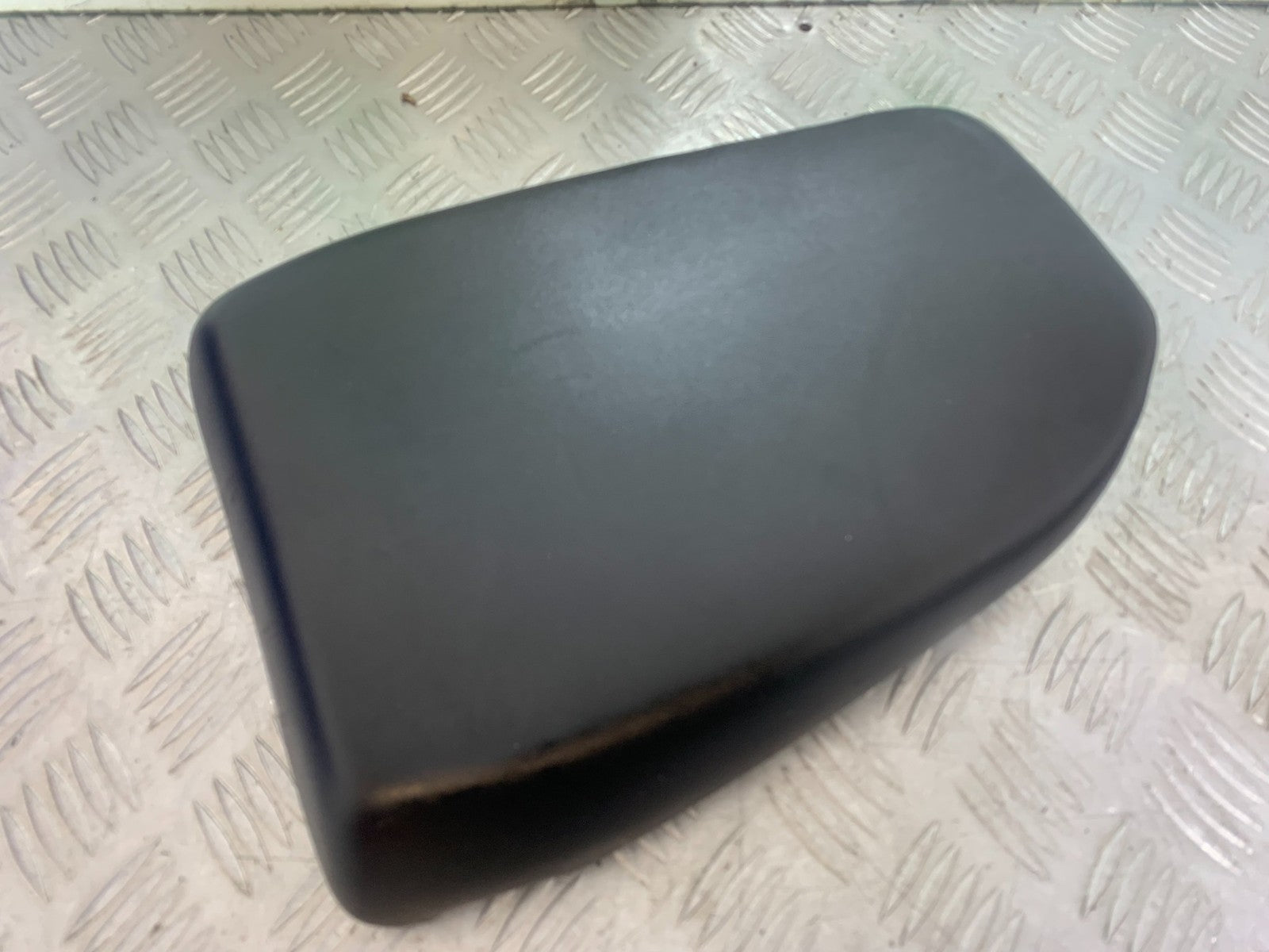 KAWASAKI ZX6R ZX6 F REAR SEAT  YEAR 1995-1997 (CMB1169)