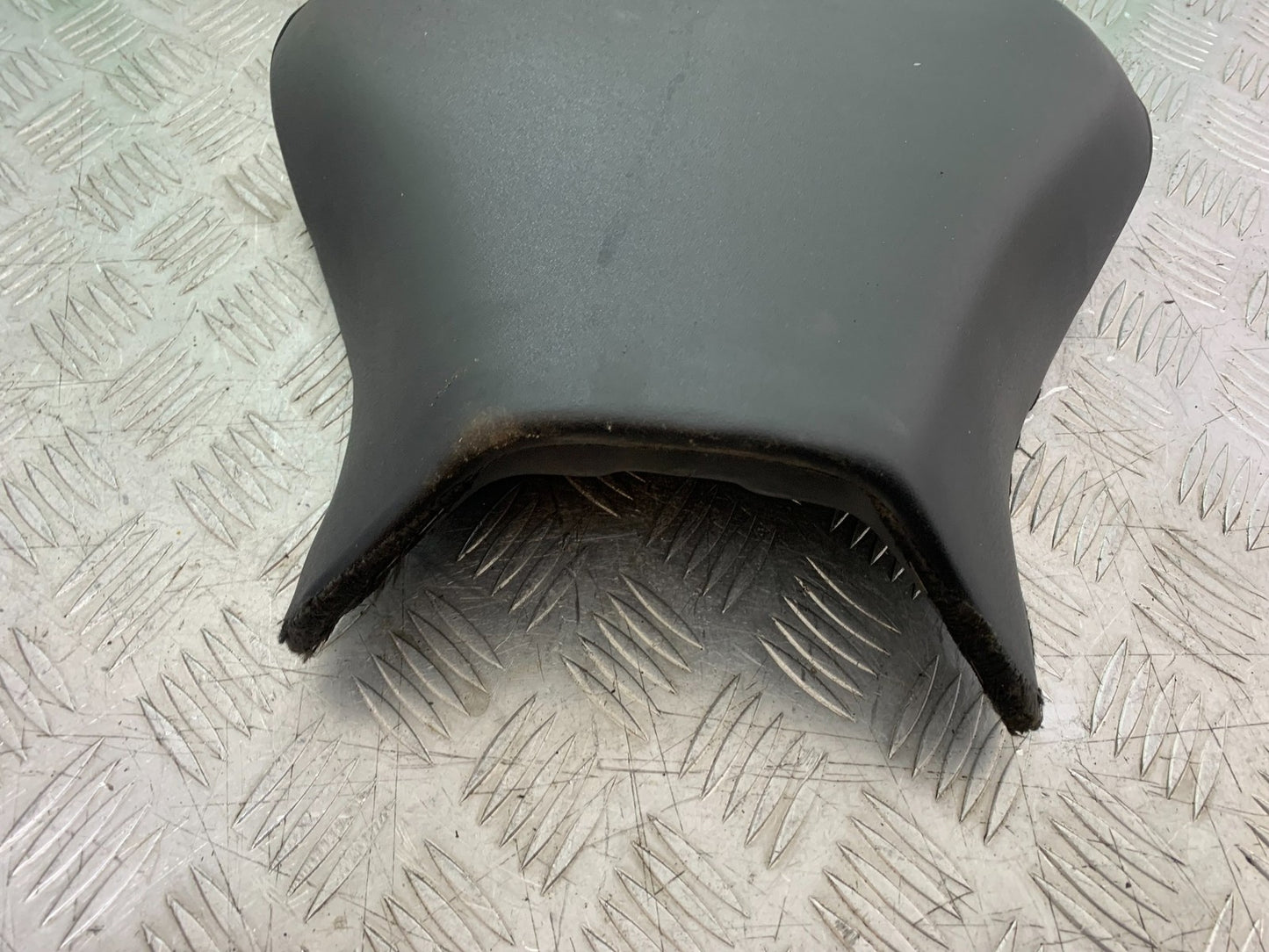 APRILIA RSV1000 RSV 1000 MILLE FRONT SEAT  1998- 2003 (CMB1184)