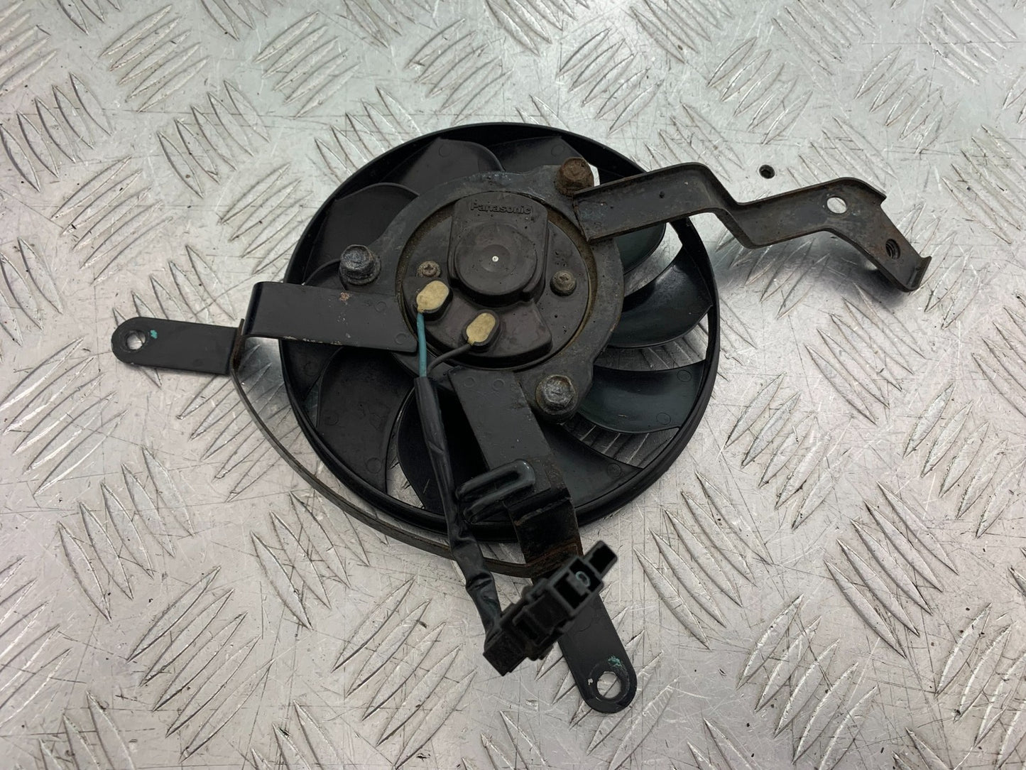 TRIUMPH 675 STREET TRIPLE RX RADIATOR FAN   2015- 2017 (CMB1299)