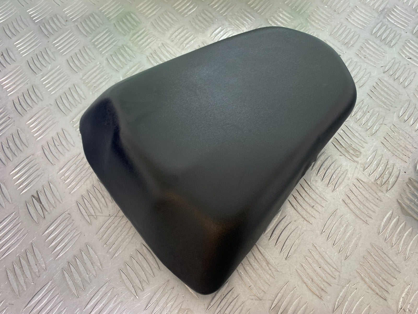 HONDA CBR500R CBR 500 R REAR SEAT  YEAR 2012-16 (CMB1151)