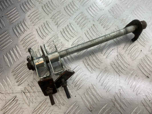 SUZUKI GS500 GS 500 REAR WHEEL SPINDLE   YEAR 2001-2008 (CMB1254)