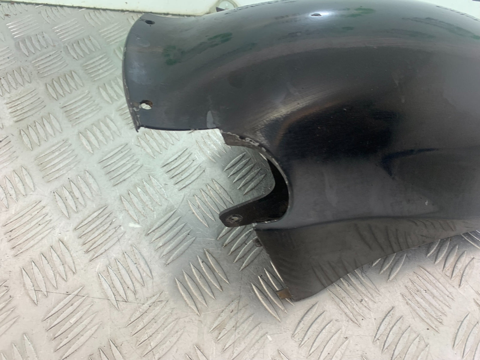 KAWASAKI ZZR1100 D FRONT MUDGUARD  YEAR 1993-2001 (CMB1164)