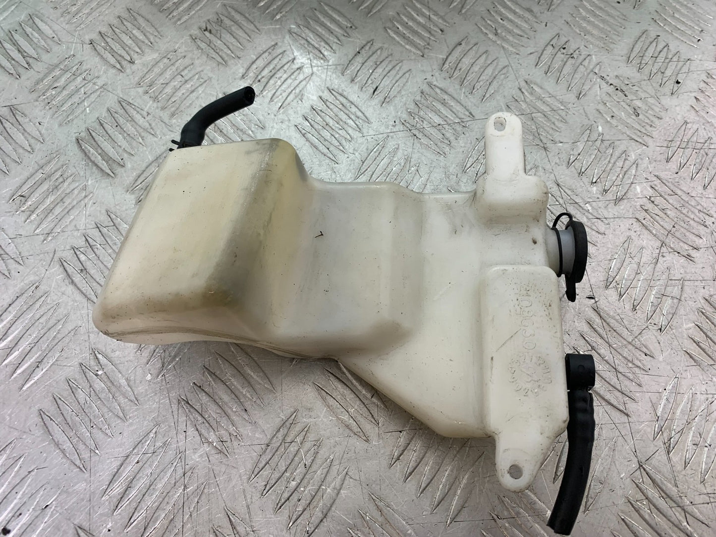 TRIUMPH 1050 SPRINT GT COOLANT BOTTLE  YEAR 2010-2016 (CMB1250)